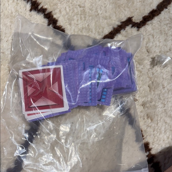 Family Feud Game Cards - Blue and Yellow - Picture 4 of 4